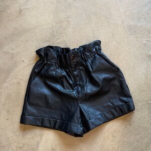 Zara girls size 13/14 vegan Faux Leather Paperbag elastic Waist Shorts